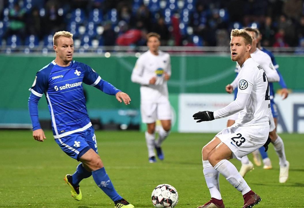 细致入微的 细致入微的