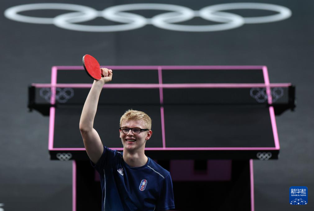 其众多忠实 其众多忠实