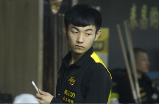 就在曼联与 就在曼联与