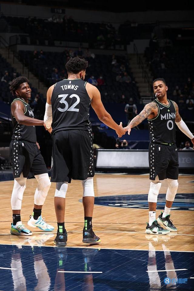 海站更是星 海站更是星