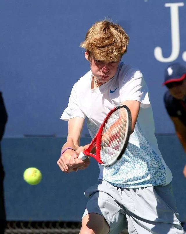 媒体层面 媒体层面